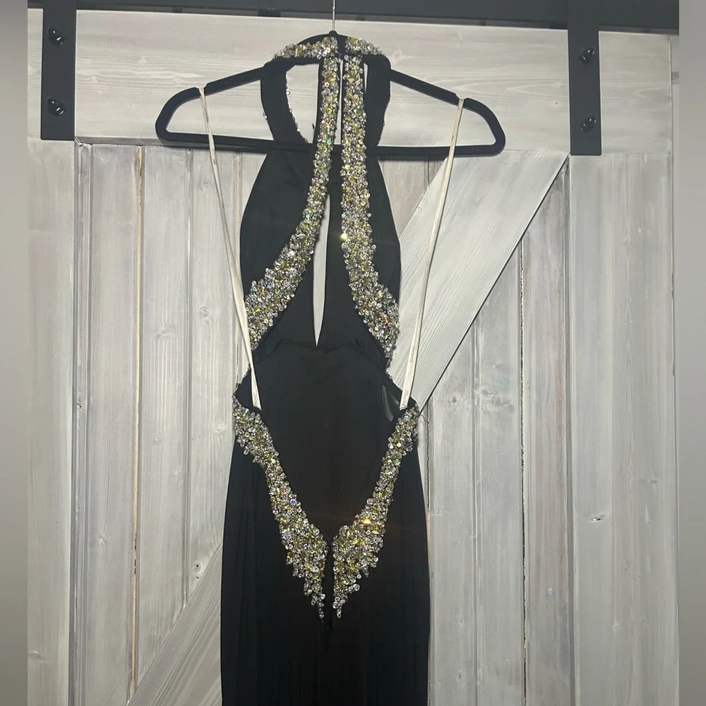 Tony Bowls Black Backless Gown with Waist Cape - Picture 3 of 5